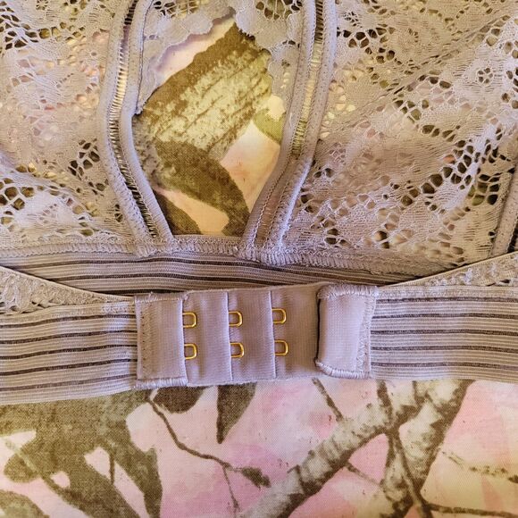 Victorias Secret Very Sexy Lace Lavendar Gray Bralette Womens Size L - Picture 4 of 8